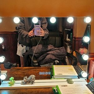 Ihome Hollywood Vanity Mirror PRO